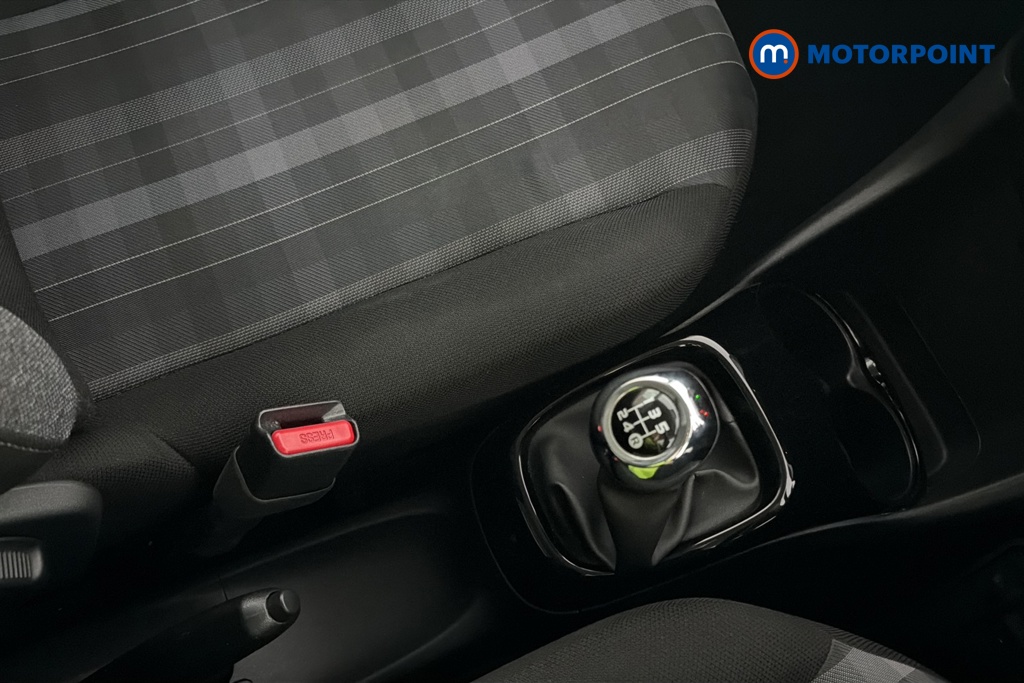 Peugeot 108 Allure Manual Petrol Hatchback - Stock Number (1675311) - 15th supplementary image