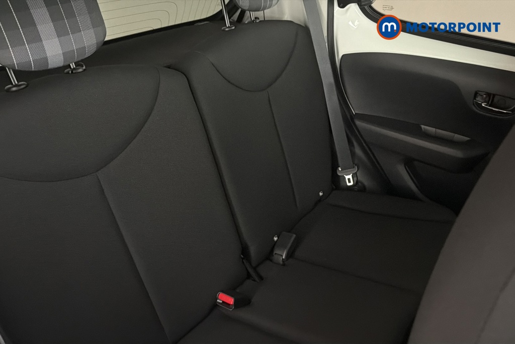 Peugeot 108 Allure Manual Petrol Hatchback - Stock Number (1675311) - 25th supplementary image