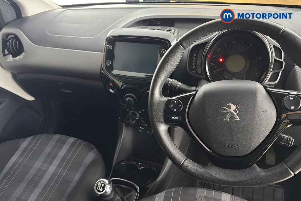 Peugeot 108 Allure Manual Petrol Hatchback - Stock Number (1675311) - 1st supplementary image