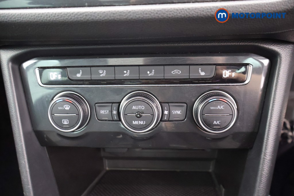 Volkswagen Tiguan R-Line Tech Manual Diesel SUV - Stock Number (1675919) - 9th supplementary image