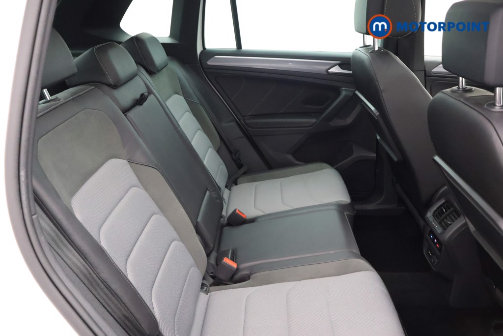 Volkswagen Tiguan R-Line Tech Manual Diesel SUV - Stock Number (1675919) - 20th supplementary image