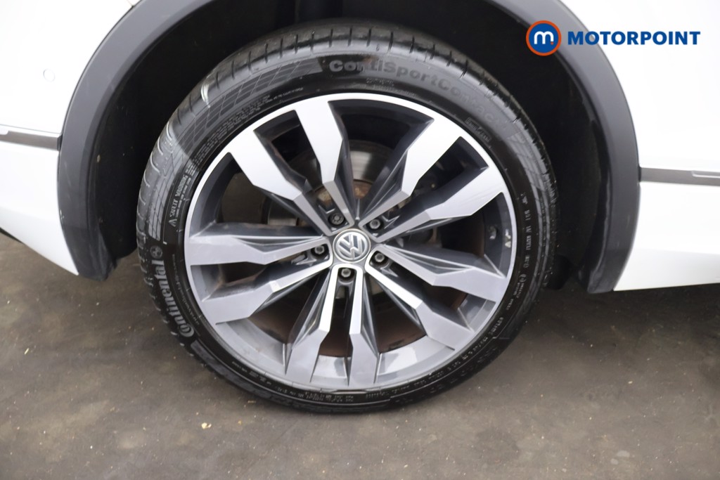 Volkswagen Tiguan R-Line Tech Manual Diesel SUV - Stock Number (1675919) - 29th supplementary image