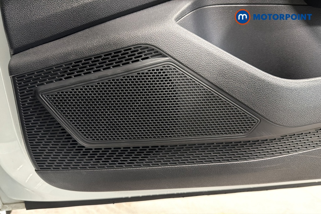 Volkswagen Polo Life Manual Petrol Hatchback - Stock Number (1676311) - 21st supplementary image
