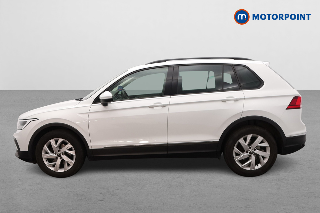 Volkswagen Tiguan Life Automatic Petrol SUV - Stock Number (1676479) - Passenger side
