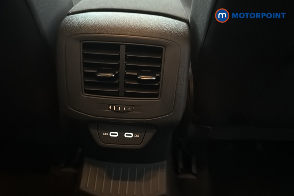 Volkswagen T-Roc Match Automatic Petrol SUV - Stock Number (1676533) - 28th supplementary image