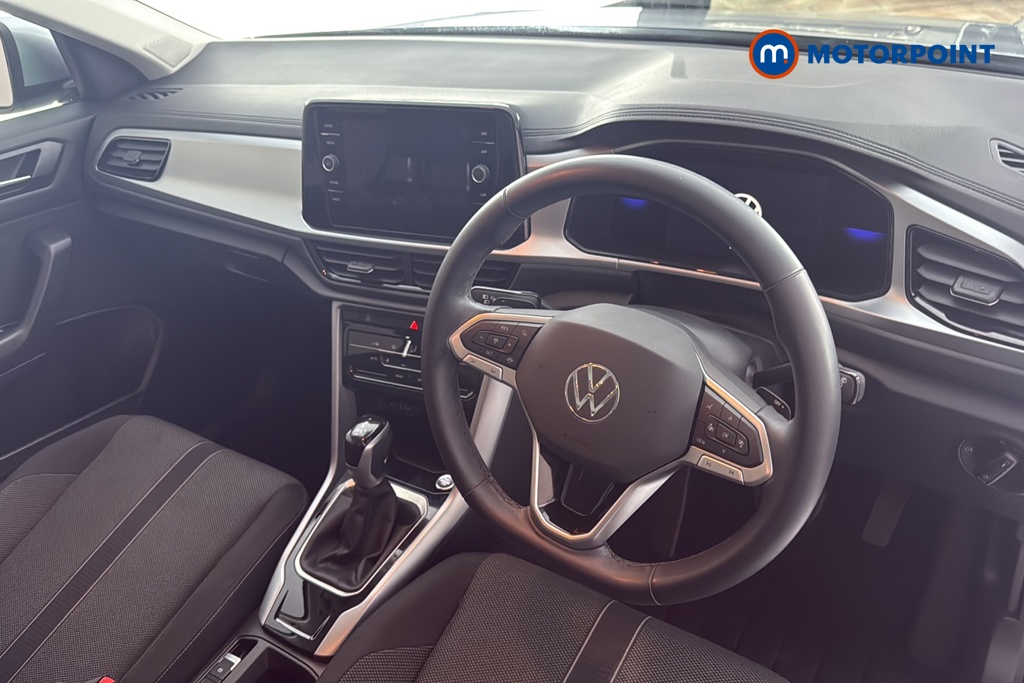 Volkswagen T-Roc Match Automatic Petrol SUV - Stock Number (1676533) - 1st supplementary image