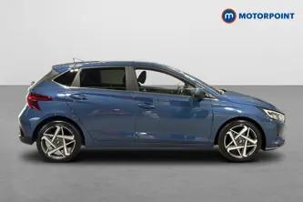 Hyundai I20 Premium Automatic Petrol Hatchback - Stock Number (1676743) - Passenger side