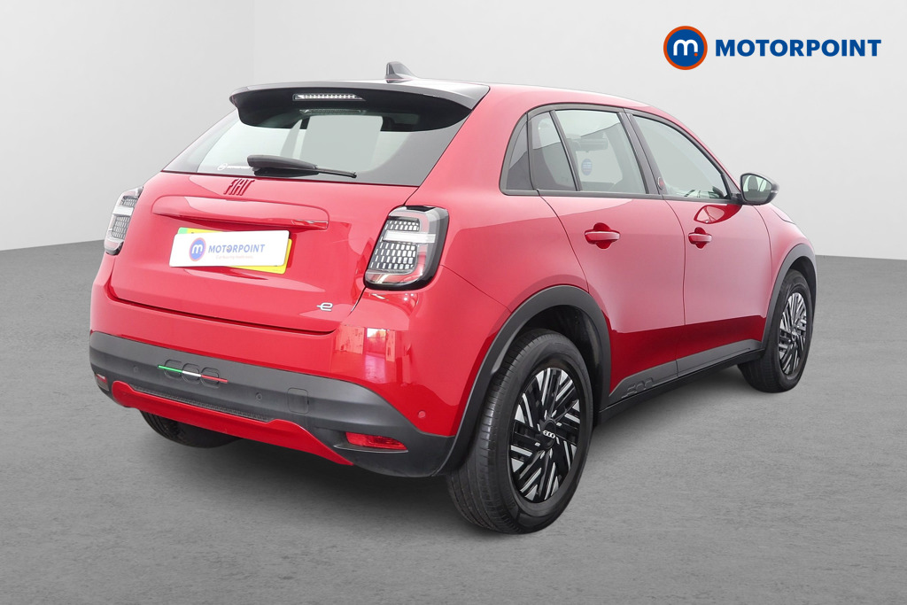 Fiat 600 RED Automatic Electric SUV - Stock Number (1676745) - Drivers side rear corner