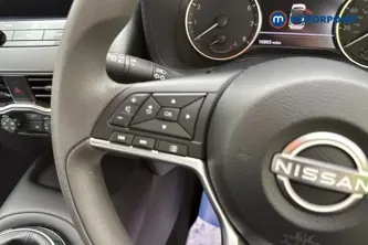 Nissan Juke Acenta Premium Manual Petrol SUV - Stock Number (1676808) - 4th supplementary image