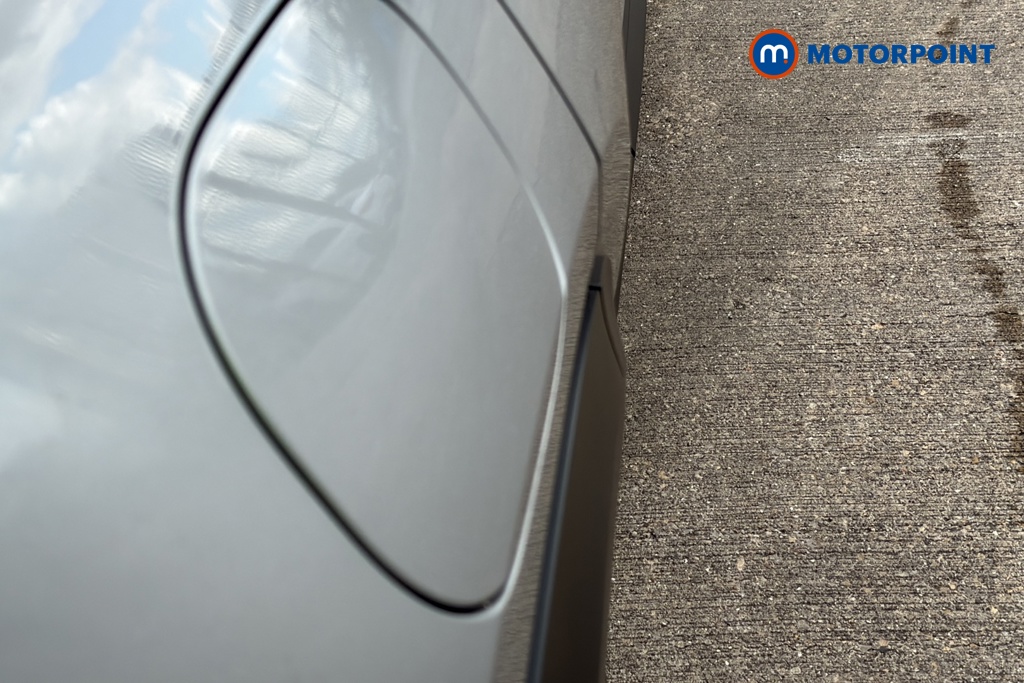 Nissan Juke Acenta Premium Manual Petrol SUV - Stock Number (1676808) - 41st supplementary image