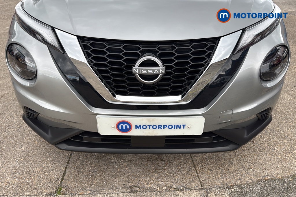 Nissan Juke Acenta Premium Manual Petrol SUV - Stock Number (1676808) - 43rd supplementary image
