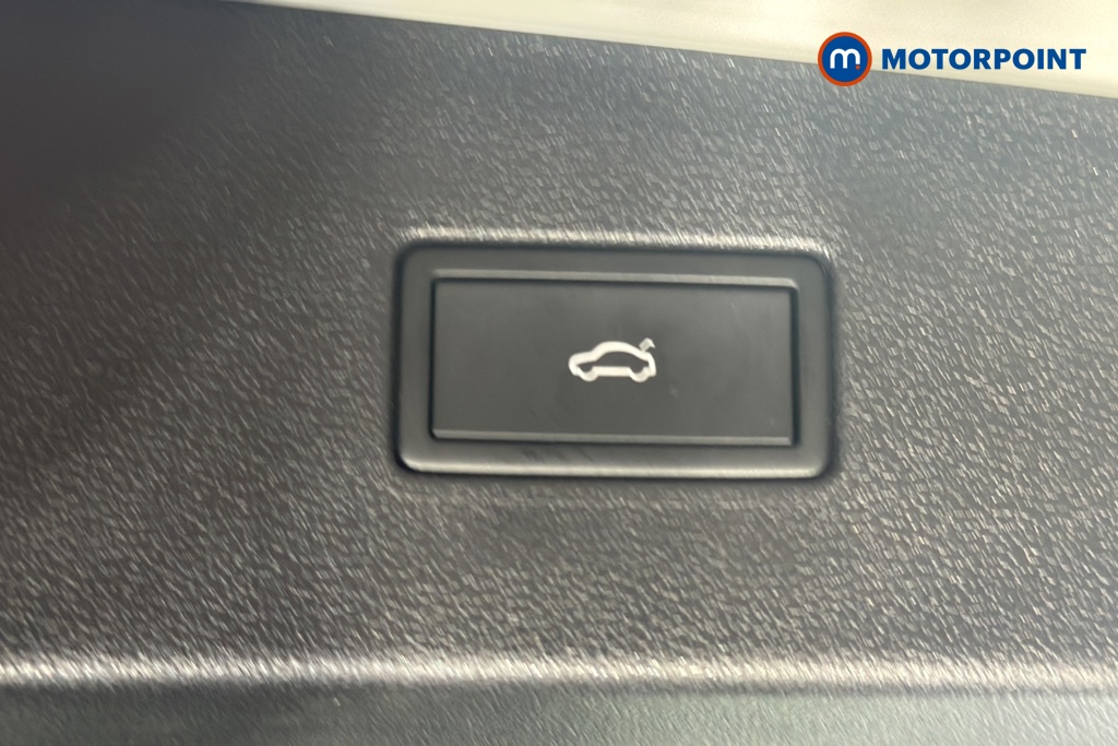 Volkswagen Tiguan Allspace Life Automatic Petrol SUV - Stock Number (1677356) - 35th supplementary image