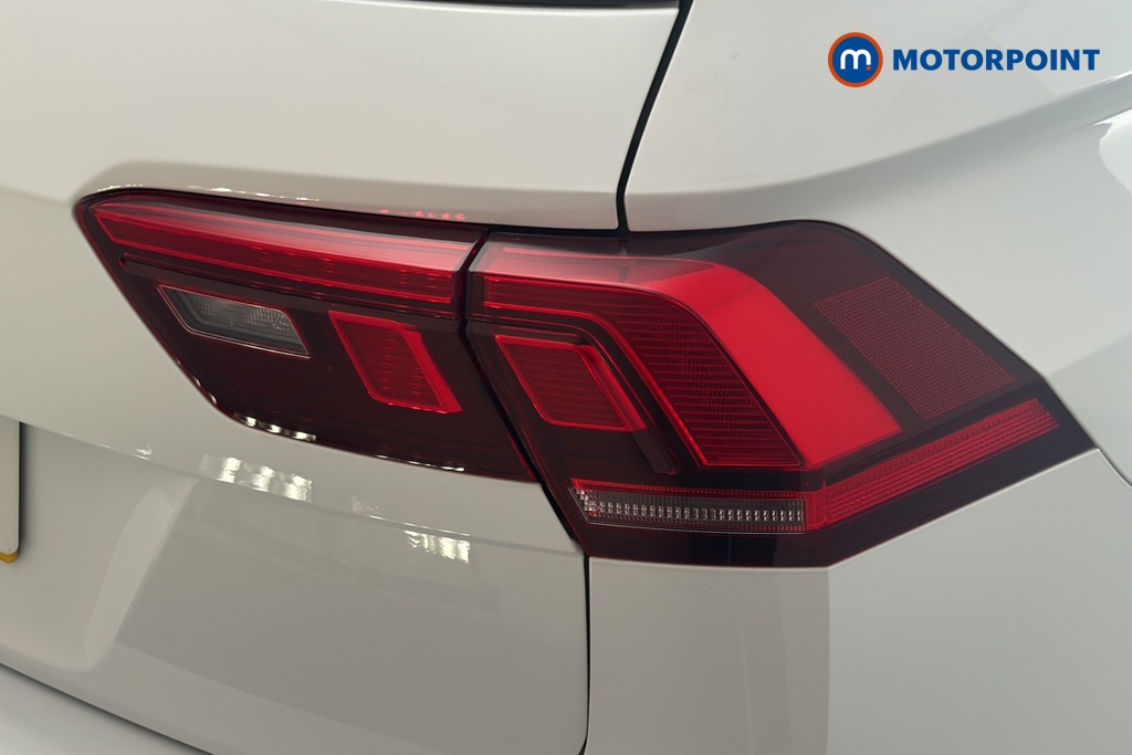 Volkswagen Tiguan Allspace Life Automatic Petrol SUV - Stock Number (1677356) - 36th supplementary image