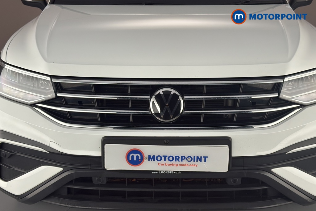 Volkswagen Tiguan Allspace Life Automatic Petrol SUV - Stock Number (1677356) - 43rd supplementary image