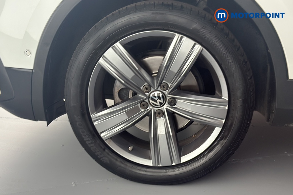 Volkswagen Tiguan Allspace Life Automatic Petrol SUV - Stock Number (1677356) - 44th supplementary image
