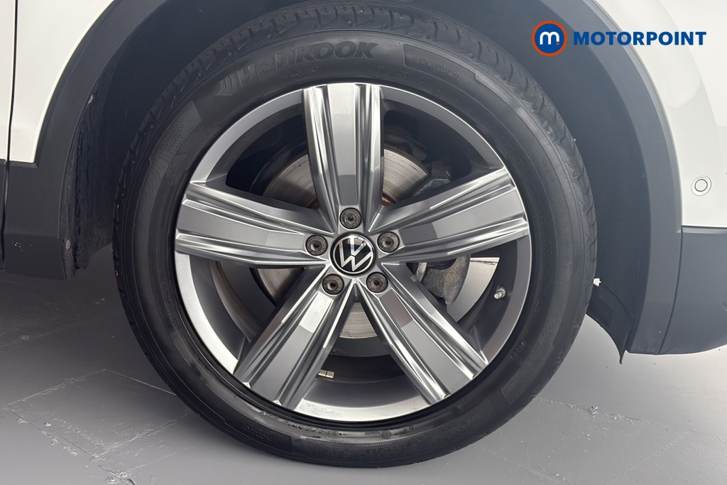 Volkswagen Tiguan Allspace Life Automatic Petrol SUV - Stock Number (1677356) - 47th supplementary image