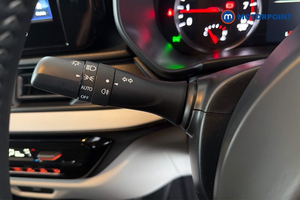 Suzuki Swift Motion Manual Petrol Hatchback - Stock Number (1677424) - 6th supplementary image