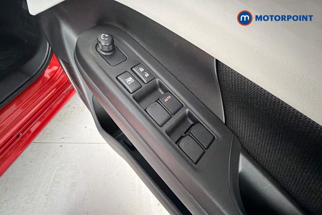Suzuki Swift Motion Manual Petrol Hatchback - Stock Number (1677424) - 20th supplementary image