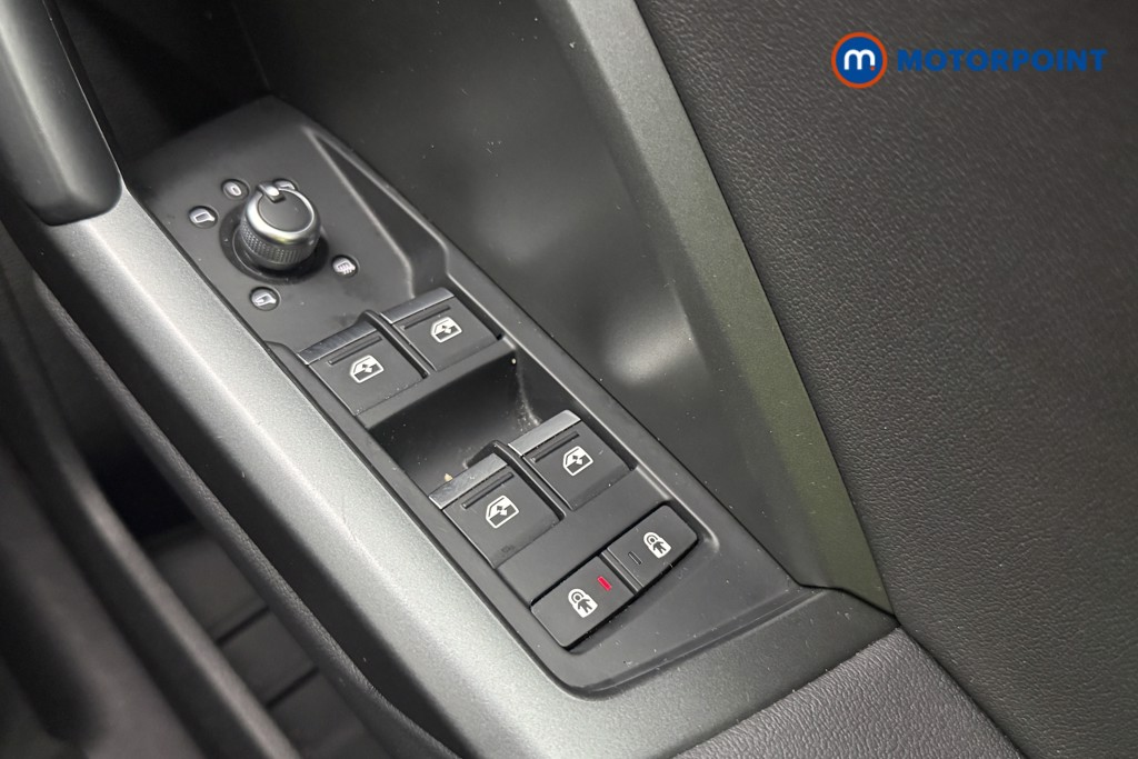 Audi Q3 S Line Automatic Petrol SUV - Stock Number (1677613) - 18th supplementary image