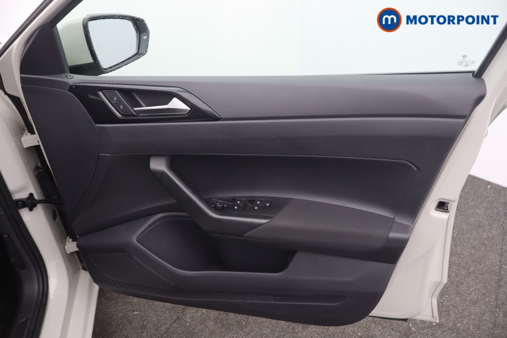 Volkswagen Polo Life Manual Petrol Hatchback - Stock Number (1677824) - 7th supplementary image