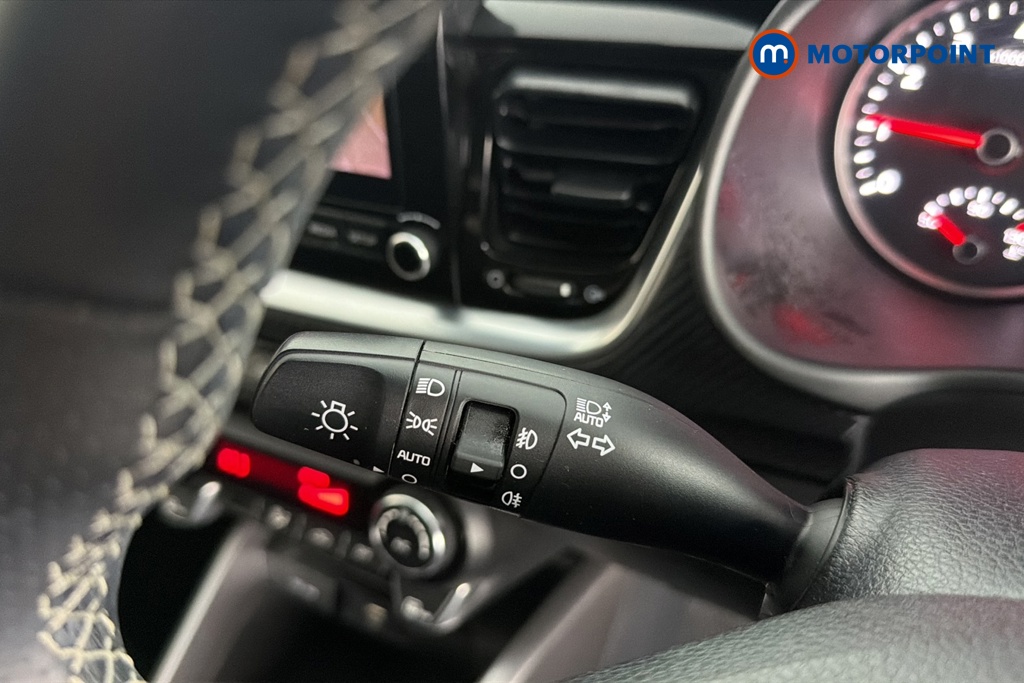 KIA Stonic Gt-Line Manual Petrol SUV - Stock Number (1677855) - 5th supplementary image