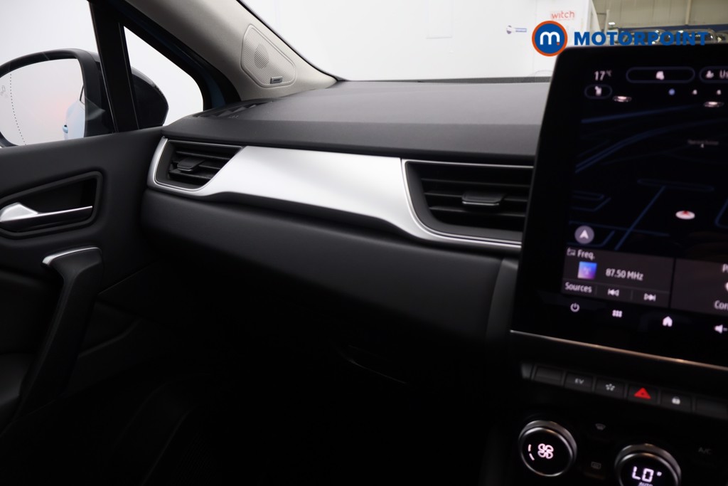 Renault Captur S Edition Automatic Petrol Plug-In Hybrid SUV - Stock Number (1677870) - 11th supplementary image