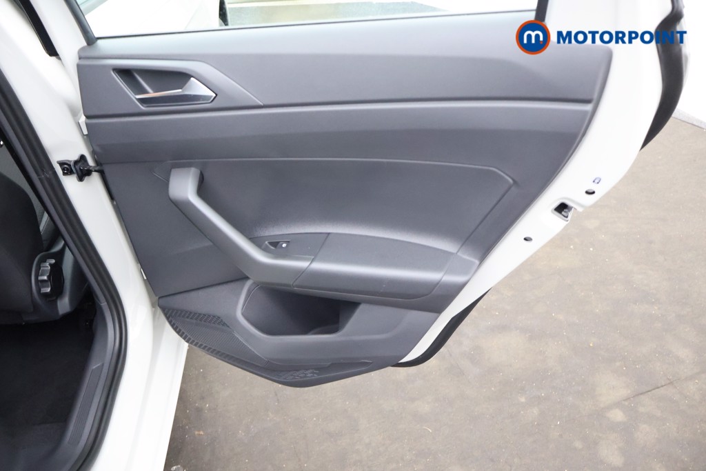 Volkswagen Polo Life Manual Petrol Hatchback - Stock Number (1677970) - 24th supplementary image