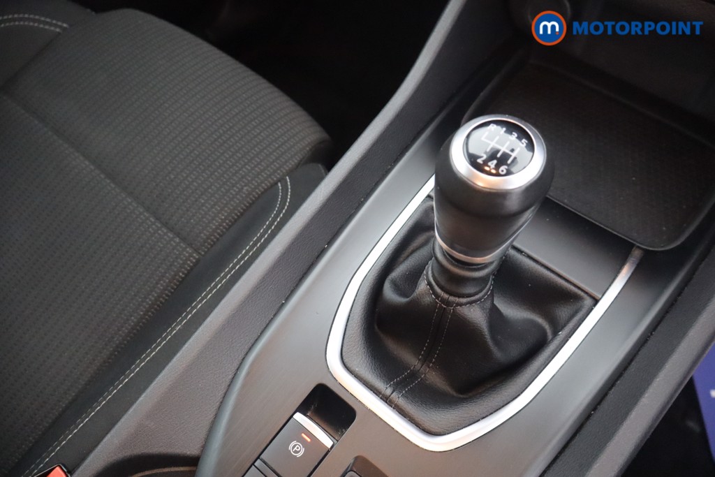 Nissan Qashqai Acenta Premium Manual Petrol SUV - Stock Number (1677975) - 4th supplementary image