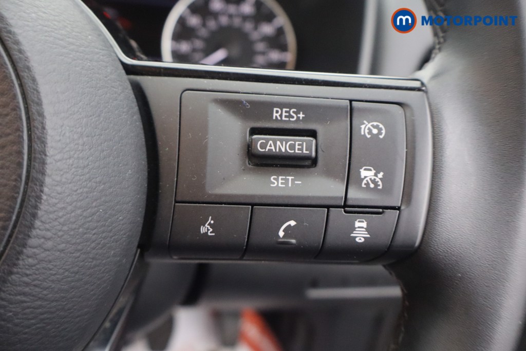 Nissan Qashqai Acenta Premium Manual Petrol SUV - Stock Number (1677975) - 7th supplementary image
