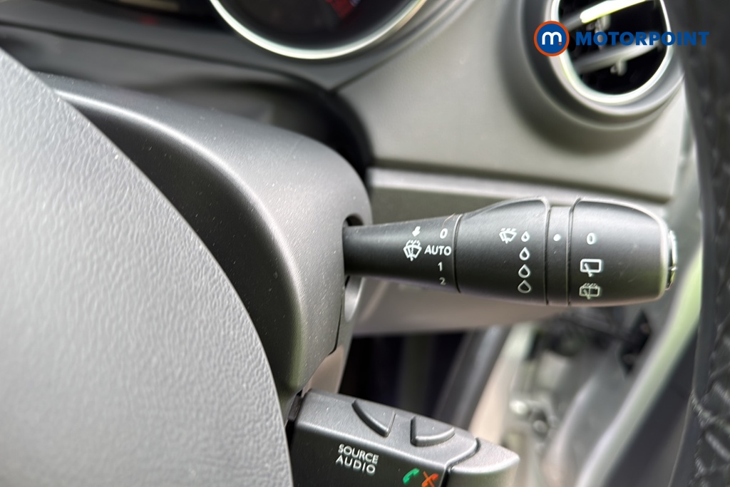 Renault Captur Dynamique S Nav Manual Petrol SUV - Stock Number (1677992) - 6th supplementary image