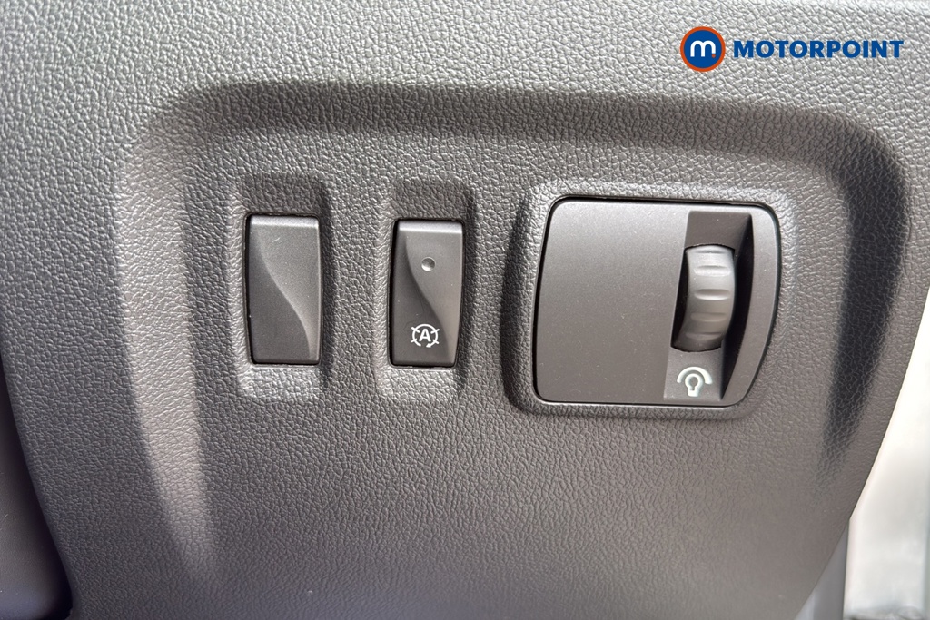 Renault Captur Dynamique S Nav Manual Petrol SUV - Stock Number (1677992) - 11th supplementary image
