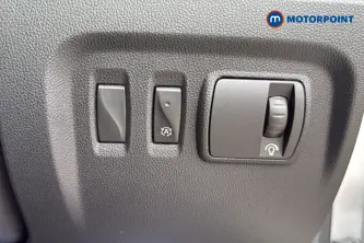 Renault Captur Dynamique S Nav Manual Petrol SUV - Stock Number (1677992) - 11th supplementary image