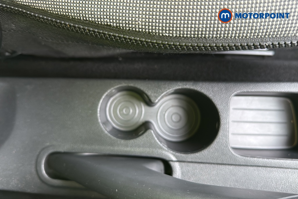 Renault Captur Dynamique S Nav Manual Petrol SUV - Stock Number (1677992) - 16th supplementary image