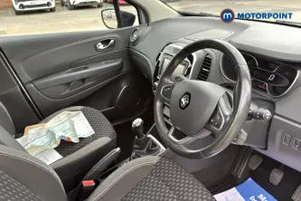 Renault Captur Dynamique S Nav Manual Petrol SUV - Stock Number (1677992) - 1st supplementary image