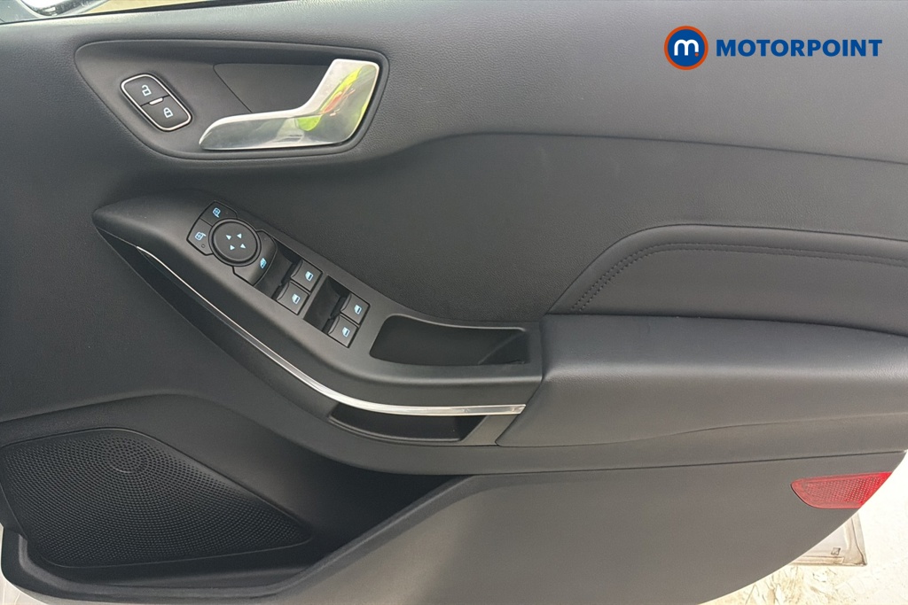 Ford Fiesta St-Line Vignale Manual Petrol Hatchback - Stock Number (1677997) - 18th supplementary image