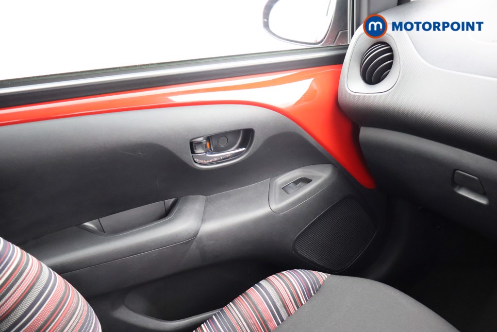 Citroen C1 Shine Manual Petrol Hatchback - Stock Number (1678000) - 12th supplementary image