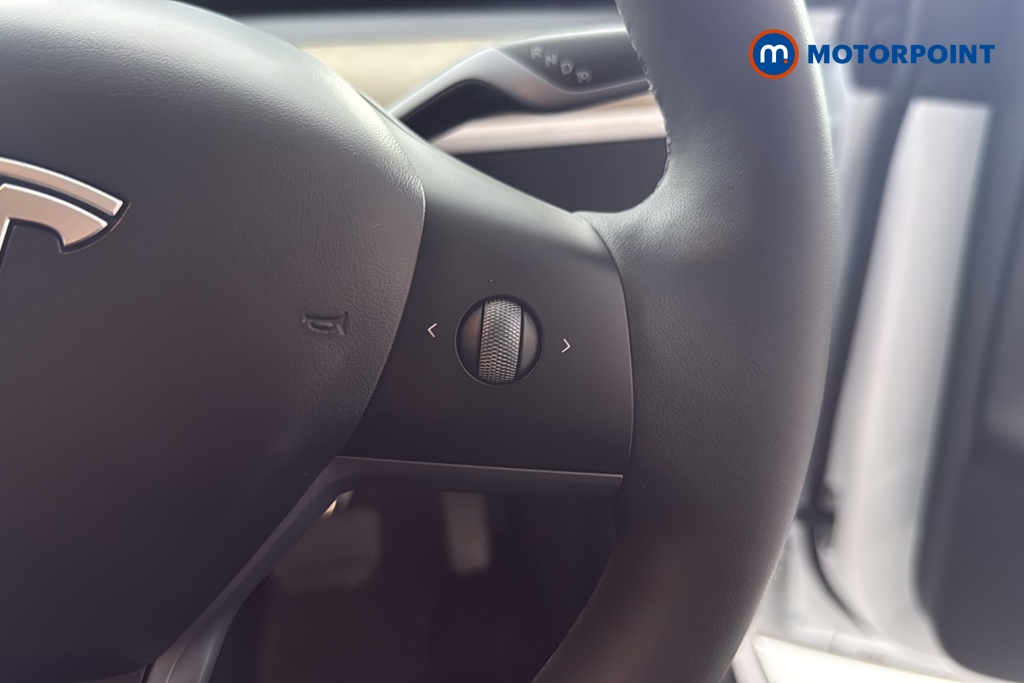 Tesla Model Y Long Range Automatic Electric SUV - Stock Number (1678013) - 3rd supplementary image