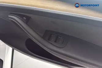 Tesla Model Y Long Range Automatic Electric SUV - Stock Number (1678013) - 19th supplementary image