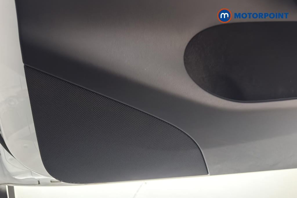 Tesla Model Y Long Range Automatic Electric SUV - Stock Number (1678013) - 21st supplementary image
