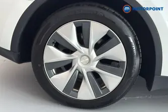 Tesla Model Y Long Range Automatic Electric SUV - Stock Number (1678013) - 46th supplementary image