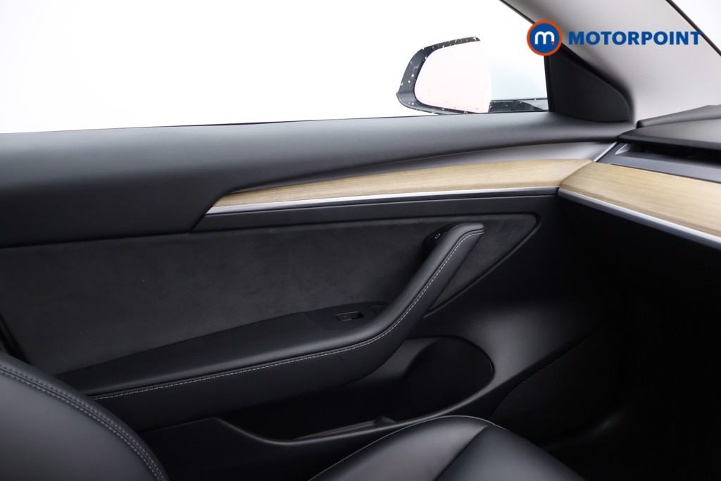 Tesla Model 3 Long Range Automatic Electric Saloon - Stock Number (1678020) - 9th supplementary image