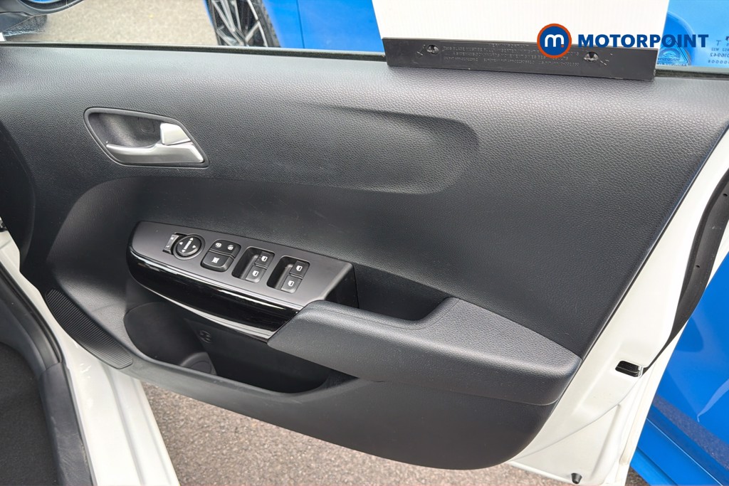 KIA Picanto Pure Manual Petrol Hatchback - Stock Number (1678491) - 1st supplementary image