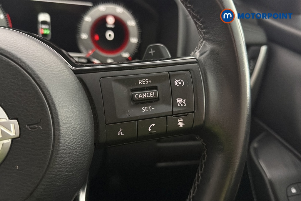 Nissan Qashqai N-Connecta Automatic Petrol SUV - Stock Number (1678548) - 3rd supplementary image