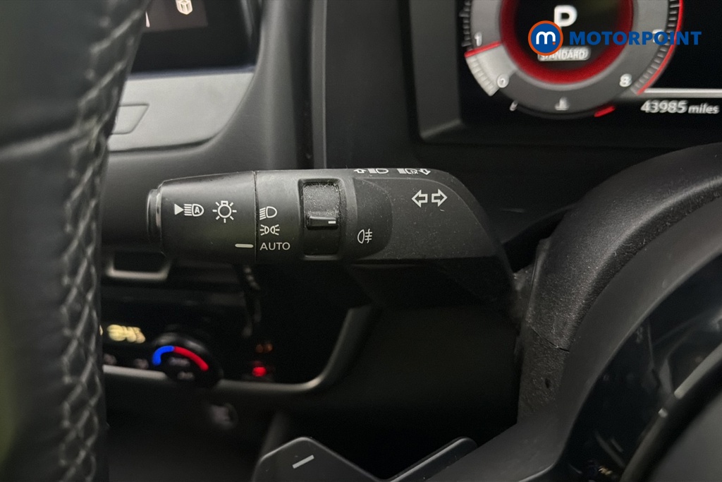 Nissan Qashqai N-Connecta Automatic Petrol SUV - Stock Number (1678548) - 5th supplementary image