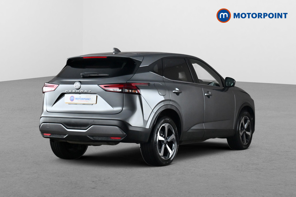 Nissan Qashqai N-Connecta Automatic Petrol SUV - Stock Number (1678548) - Passenger side rear corner