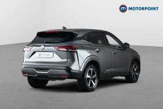 Nissan Qashqai N-Connecta Automatic Petrol SUV - Stock Number (1678548) - Passenger side rear corner