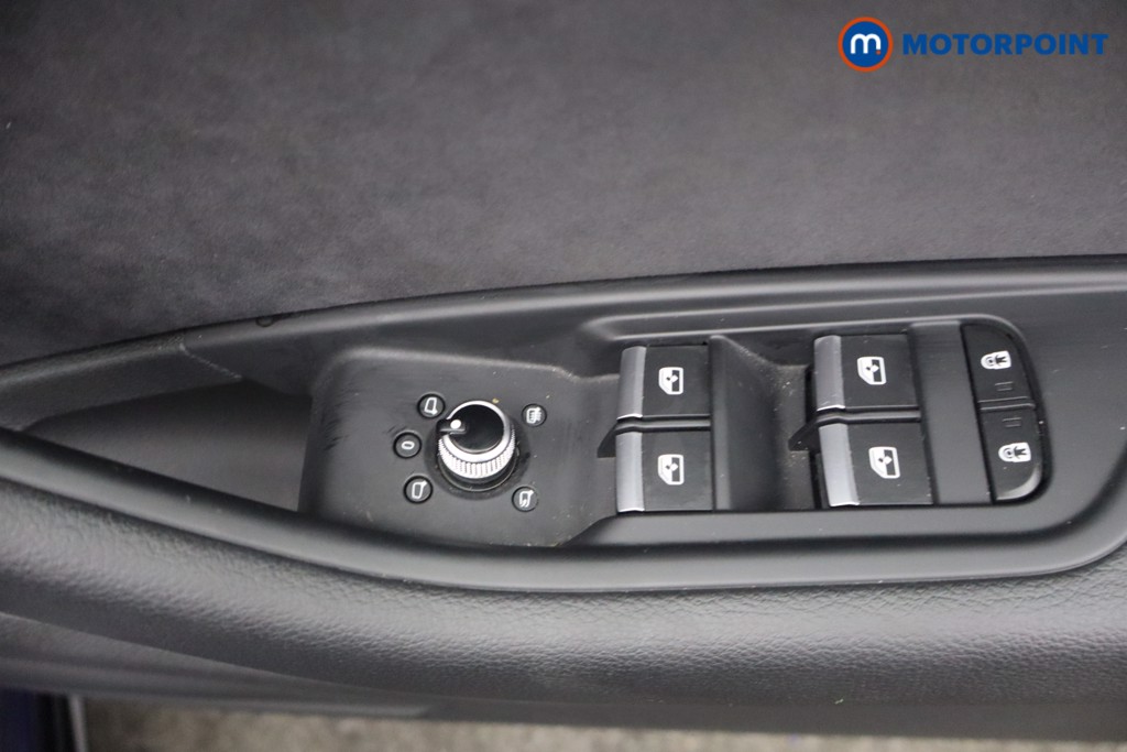 Audi A4 Black Edition Automatic Petrol Estate - Stock Number (1678558) - 11th supplementary image