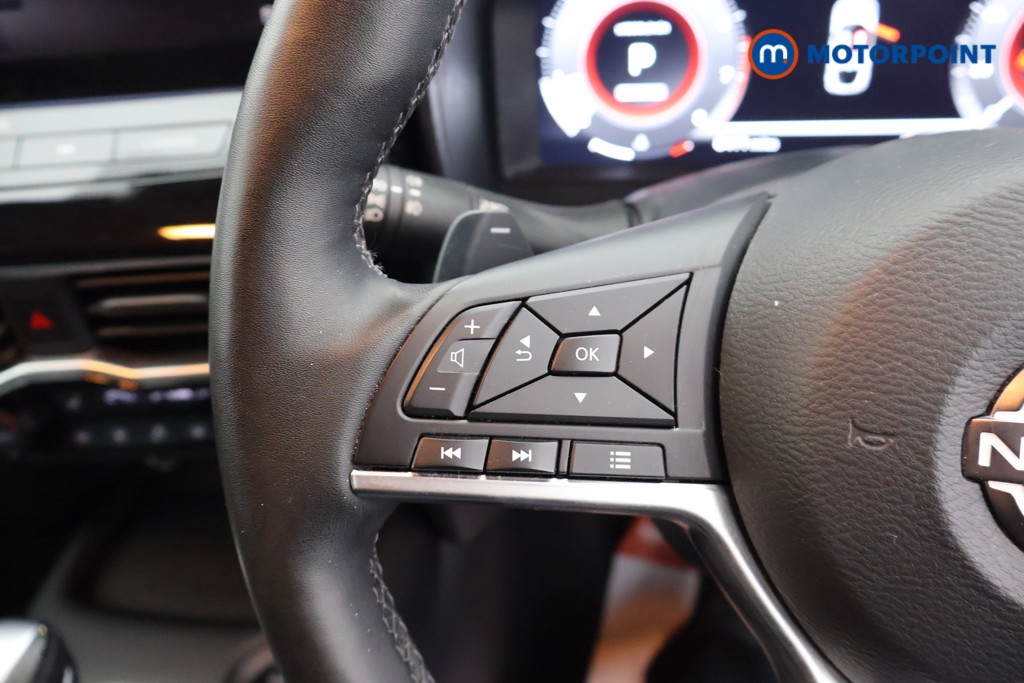 Nissan Juke Tekna Automatic Petrol SUV - Stock Number (1678586) - 2nd supplementary image