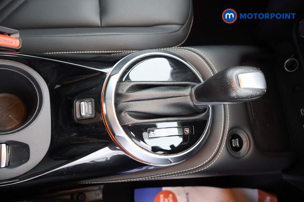 Nissan Juke Tekna Automatic Petrol SUV - Stock Number (1678586) - 11th supplementary image