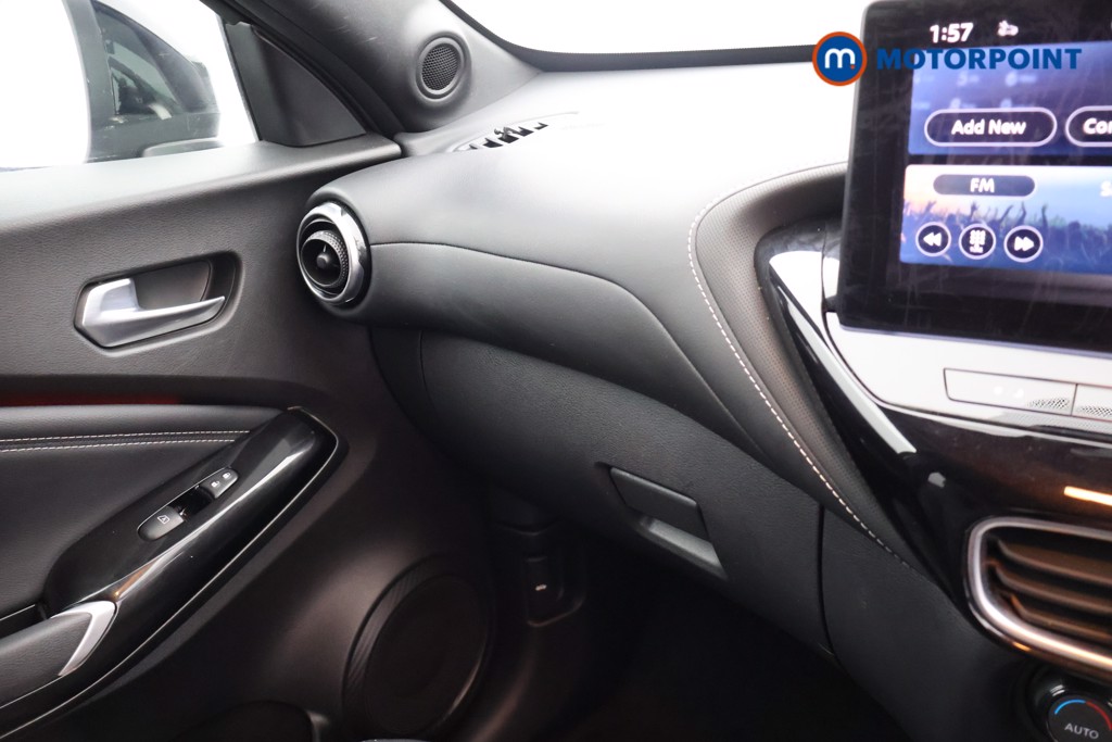 Nissan Juke Tekna Automatic Petrol SUV - Stock Number (1678586) - 12th supplementary image